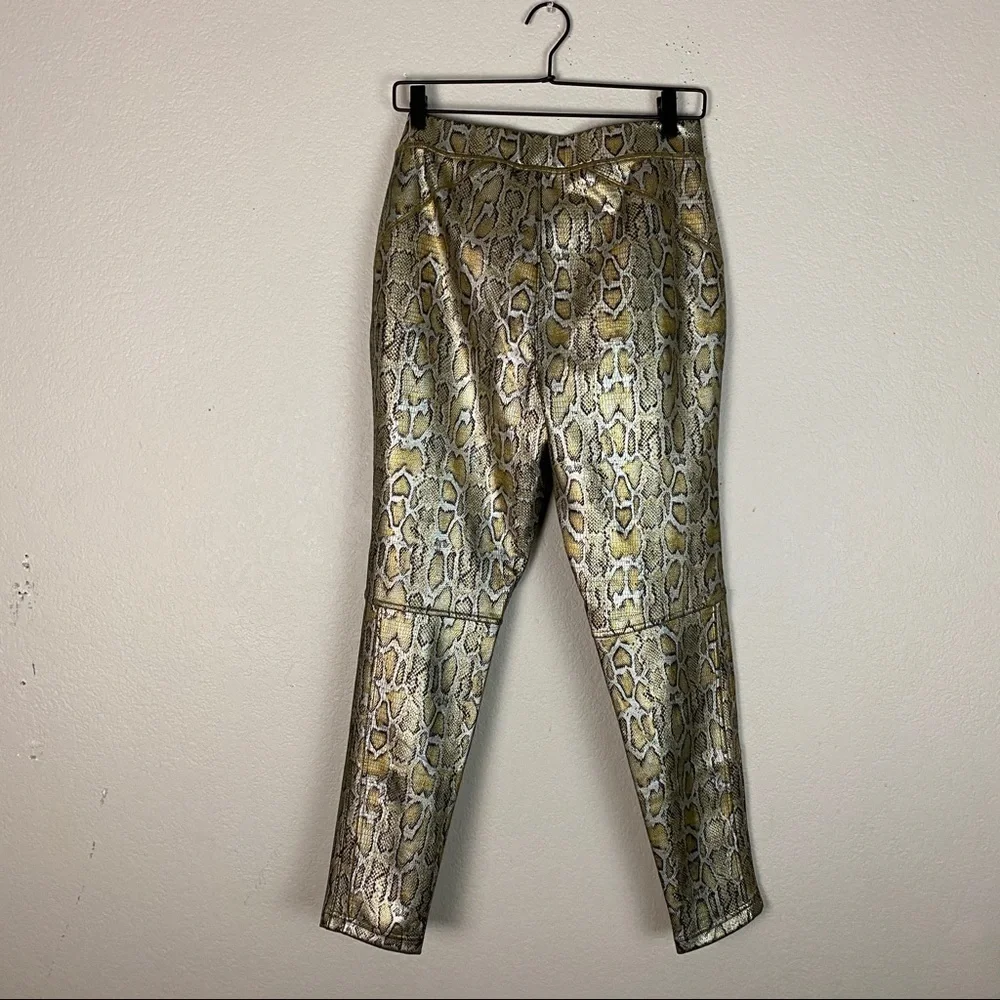 Free People Cheetah Print Leggings Size Medium